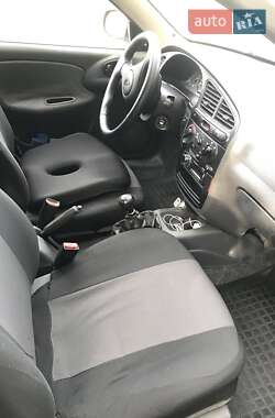 Седан Daewoo Lanos 2005 в 