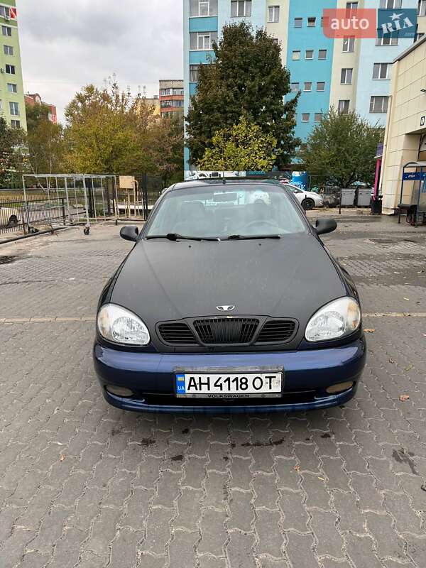 Седан Daewoo Lanos 2006 в Монастирищеві