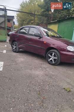 Седан Daewoo Lanos 2010 в 
