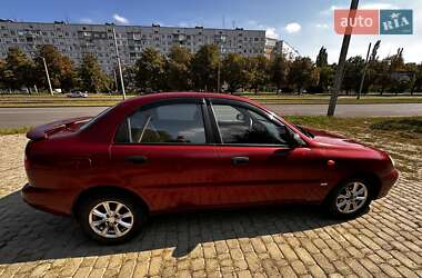 Седан Daewoo Lanos 2002 в 