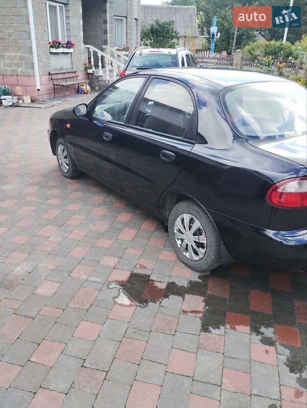 Седан Daewoo Lanos 2006 в Кременце