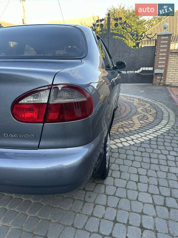 Седан Daewoo Lanos 2008 в Чернівцях