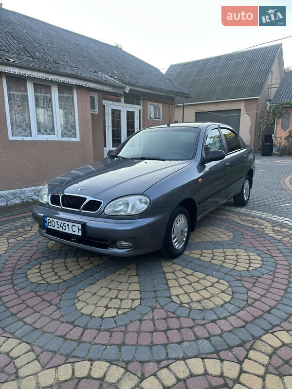 Седан Daewoo Lanos 2008 в Чернівцях
