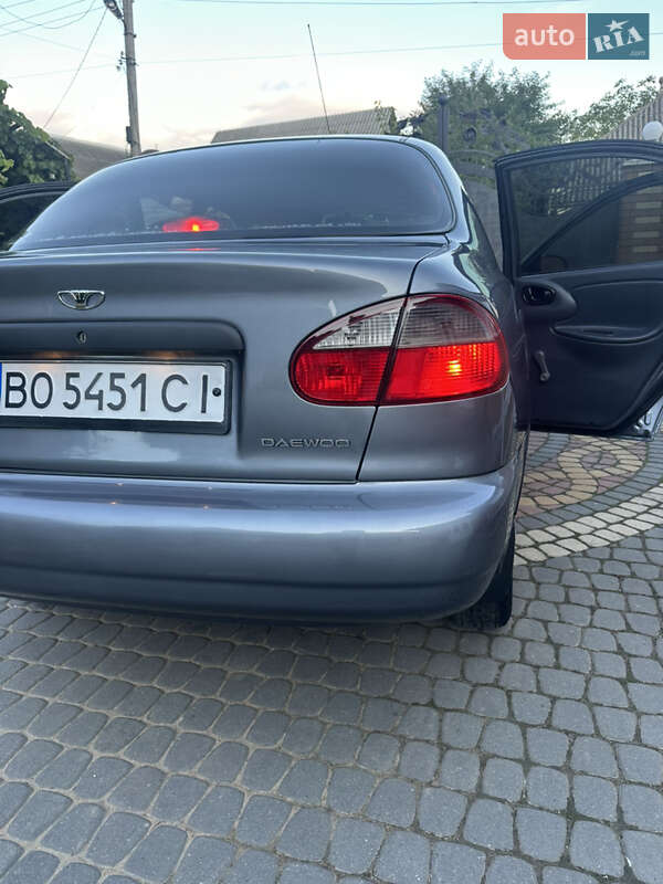 Седан Daewoo Lanos 2008 в Чернівцях