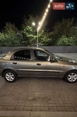 Седан Daewoo Lanos 2003 в 