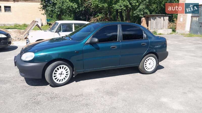 Седан Daewoo Lanos 1998 в Хмельницком
