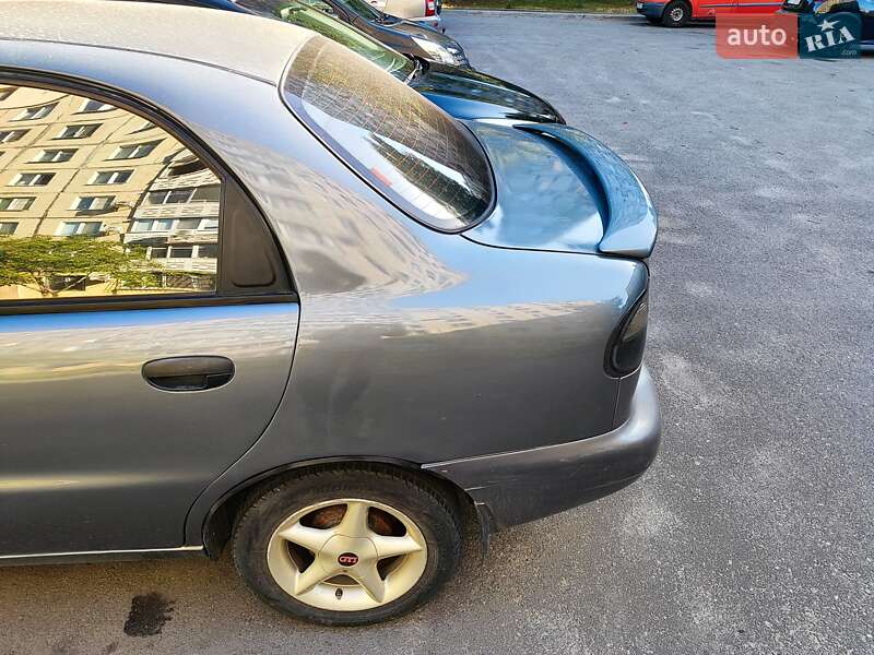 Седан Daewoo Lanos 2008 в Дніпрі