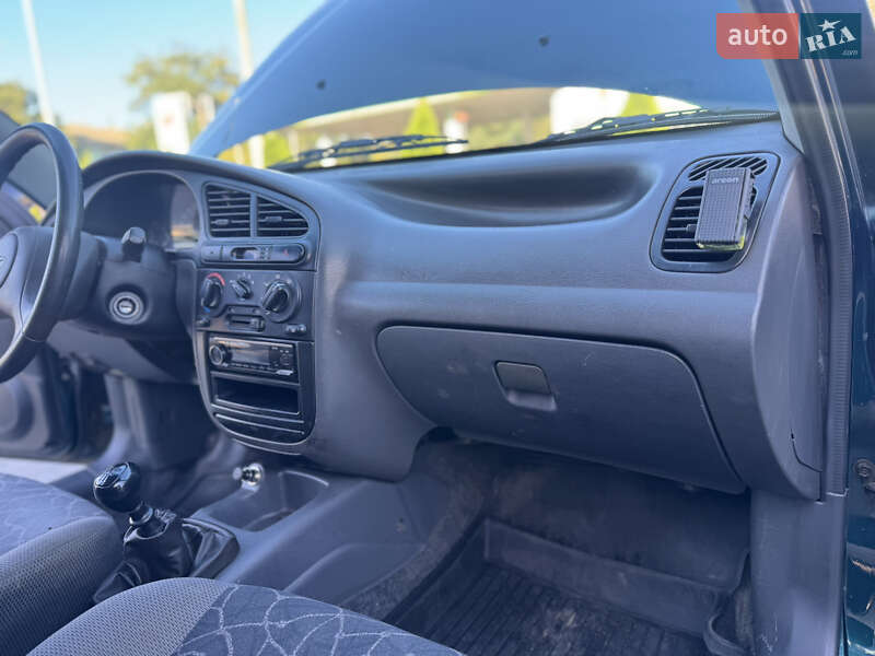 Хэтчбек Daewoo Lanos 2004 в Одессе