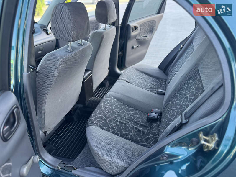 Хэтчбек Daewoo Lanos 2004 в Одессе
