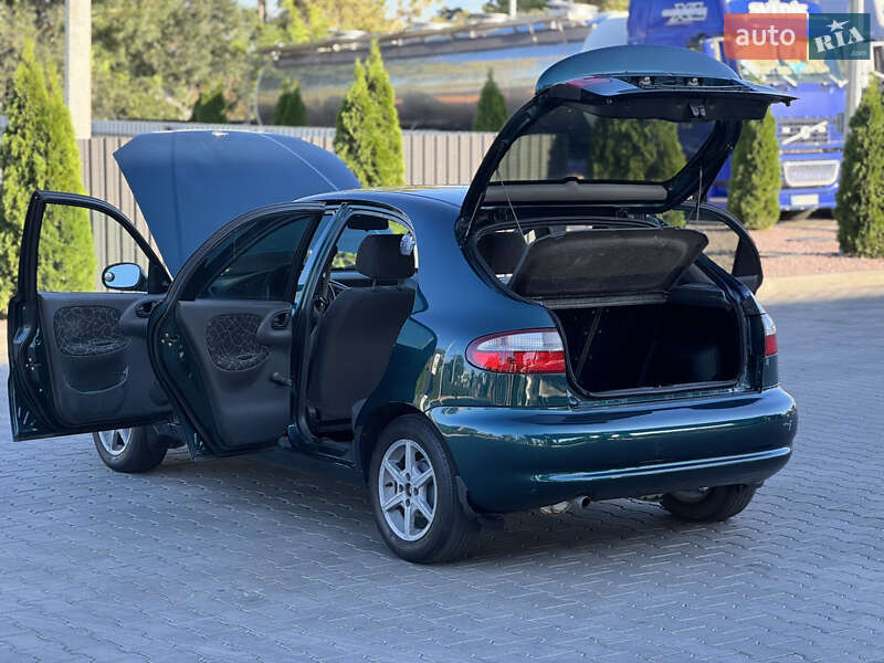 Хэтчбек Daewoo Lanos 2004 в Одессе
