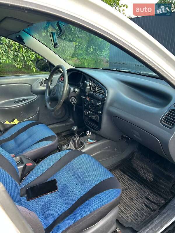 Седан Daewoo Lanos 1998 в Киеве фото 10 Седан Daewoo Lanos 1998 в Киеве