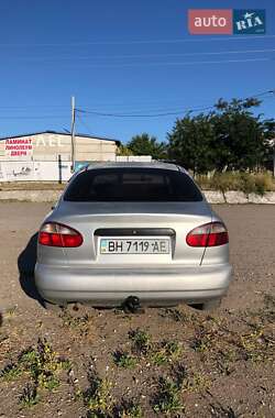Седан Daewoo Lanos 1998 в 