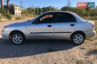 Седан Daewoo Lanos 1998 в Болграді