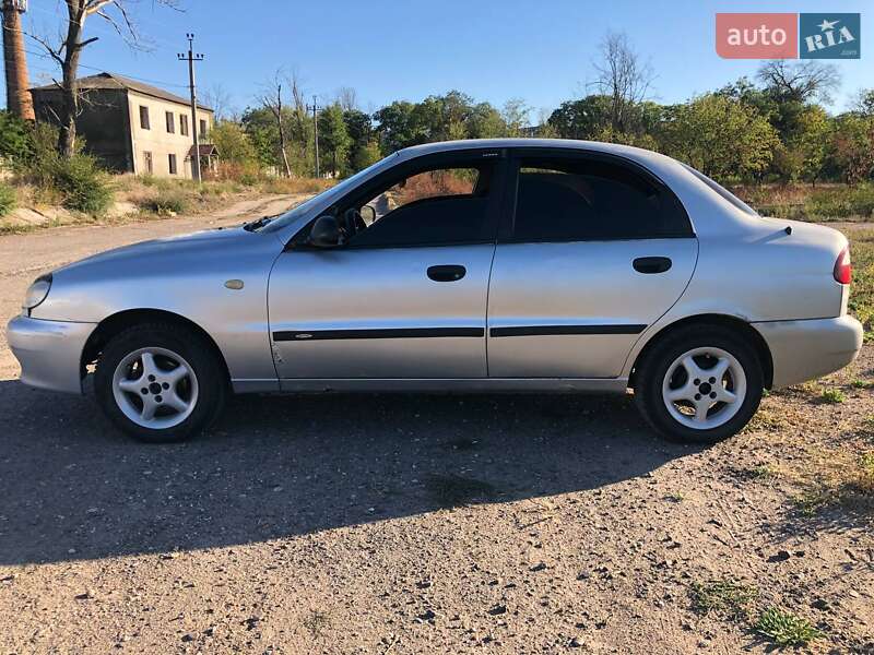 Седан Daewoo Lanos 1998 в Болграді