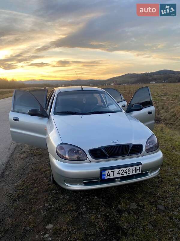Седан Daewoo Lanos 2003 в Болехове