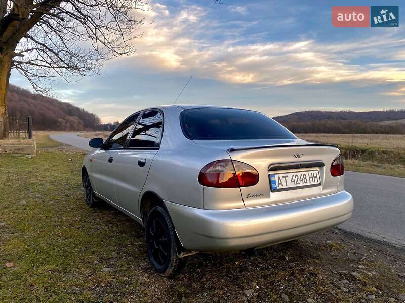 Седан Daewoo Lanos 2003 в Болехове
