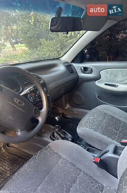Хэтчбек Daewoo Lanos 1998 в 