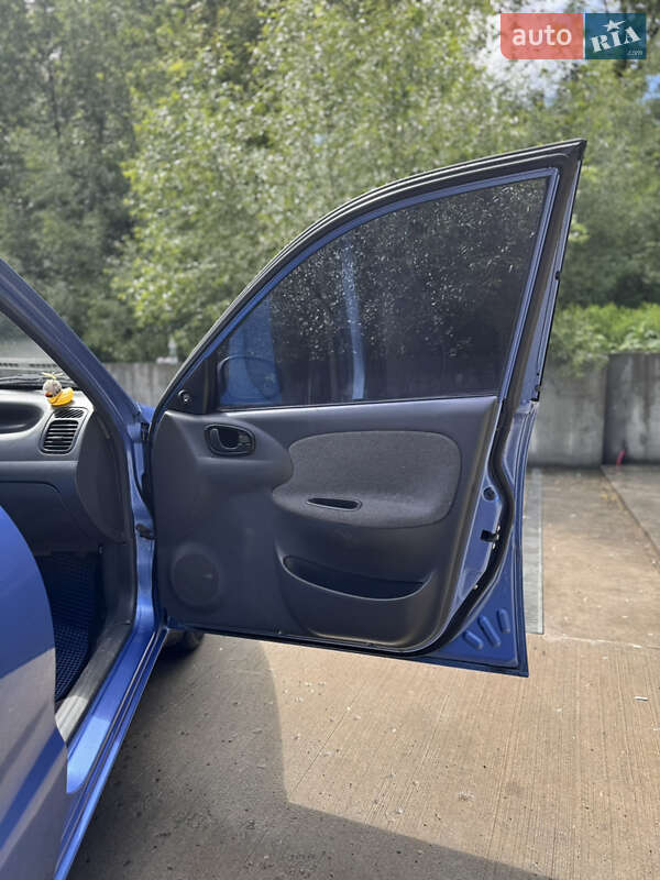 Седан Daewoo Lanos 2007 в Києві