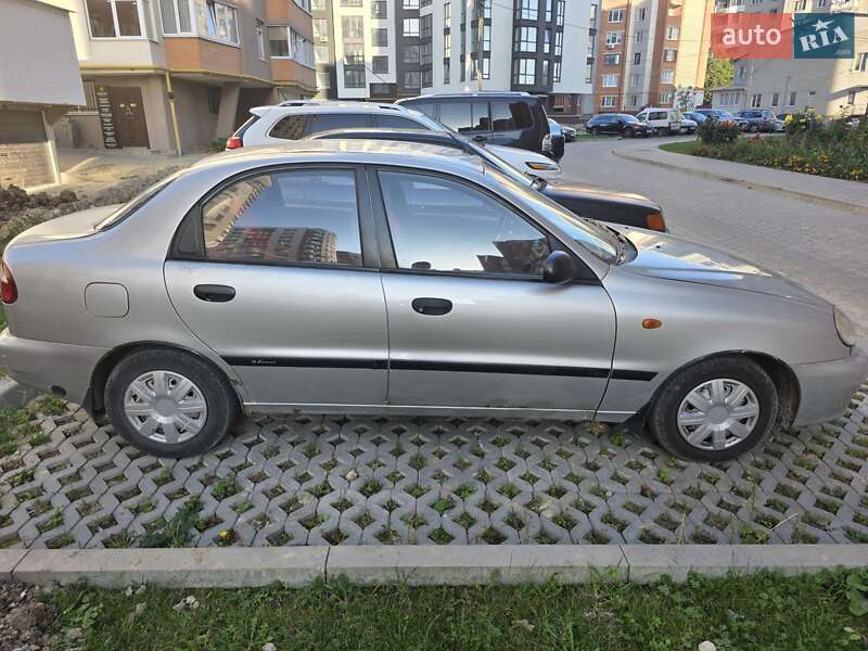 Седан Daewoo Lanos 2004 в Тернополе