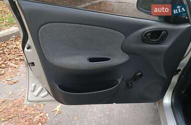 Седан Daewoo Lanos 2004 в 