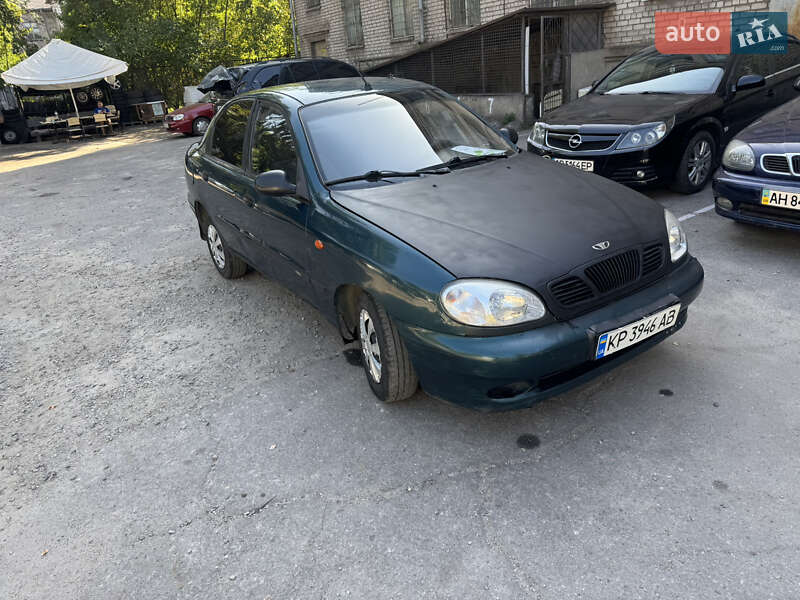 Седан Daewoo Lanos 2002 в Запоріжжі