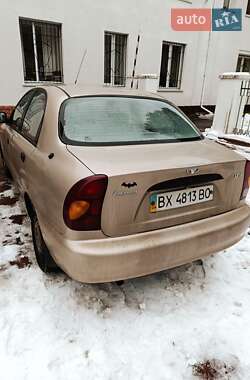 Седан Daewoo Lanos 2011 в 