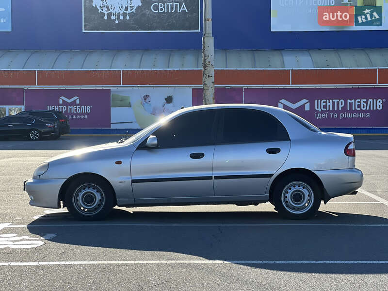 Седан Daewoo Lanos 2003 в Киеве фото 3 Седан Daewoo Lanos 2003 в Киеве