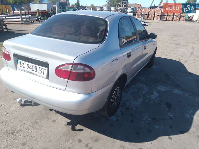 Седан Daewoo Lanos 2008 в Ровно
