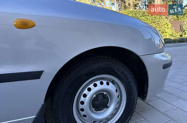 Седан Daewoo Lanos 2004 в 