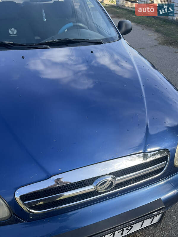 Седан Daewoo Lanos 2010 в Шполе