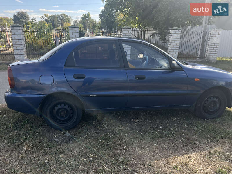 Седан Daewoo Lanos 2010 в Шполе