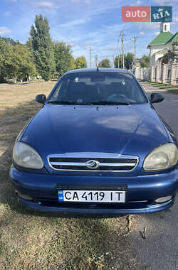 Седан Daewoo Lanos 2010 в Шполі