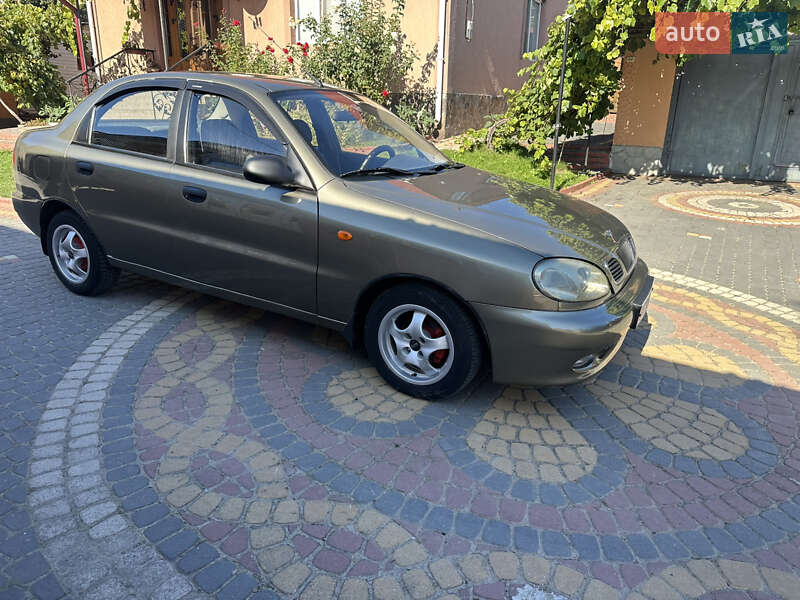 Седан Daewoo Lanos 2006 в Черновцах