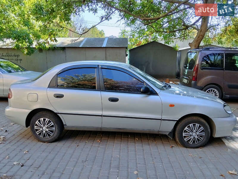 Хэтчбек Daewoo Lanos 2001 в Одессе фото 3 Хэтчбек Daewoo Lanos 2001 в Одессе