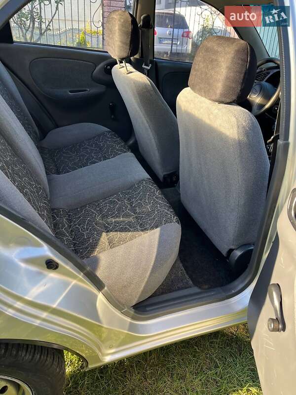 Седан Daewoo Lanos 2006 в Ивано-Франковске