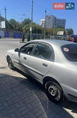 Седан Daewoo Lanos 2003 в Запорожье