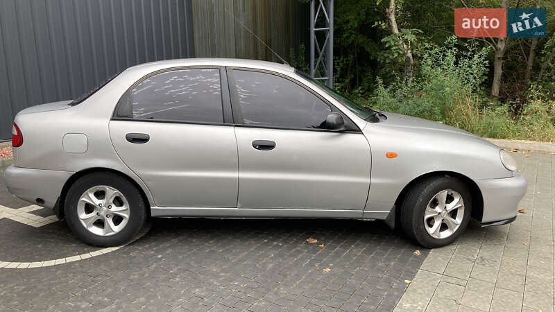 Седан Daewoo Lanos 2007 в Ровно