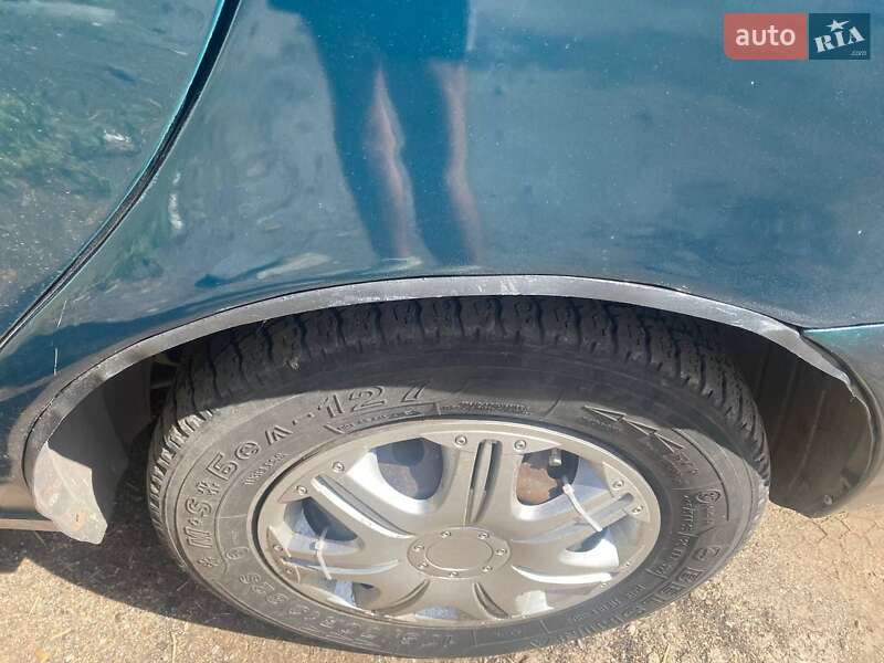 Седан Daewoo Lanos 1998 в Запорожье