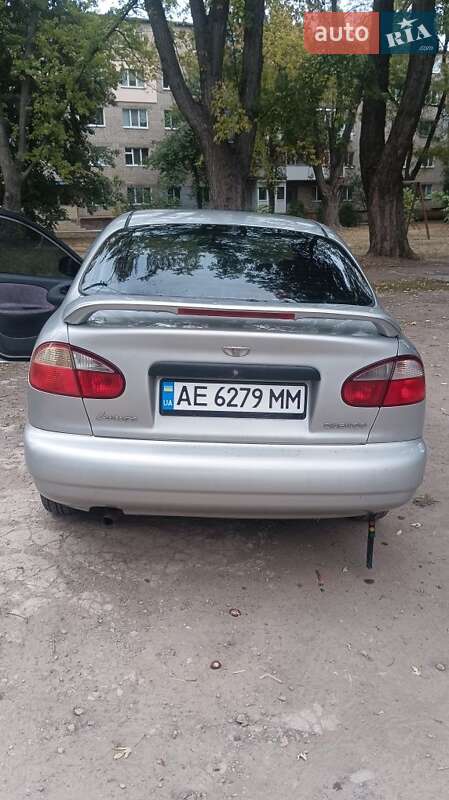 Седан Daewoo Lanos 2003 в Вольногорске