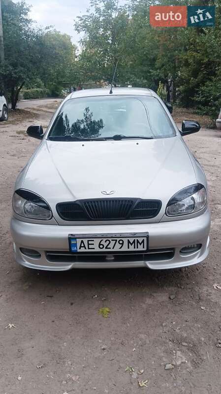 Седан Daewoo Lanos 2003 в Вольногорске