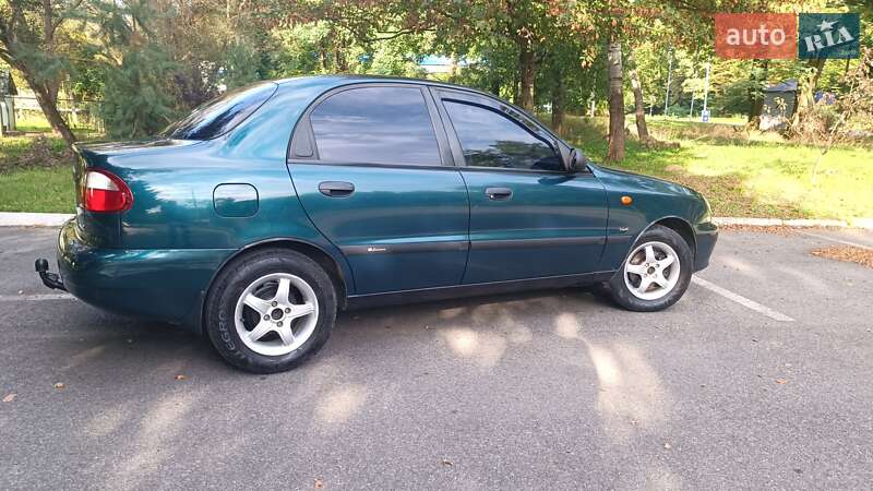 Седан Daewoo Lanos 2003 в Ужгороде