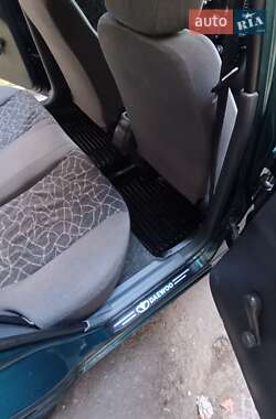 Седан Daewoo Lanos 2003 в 