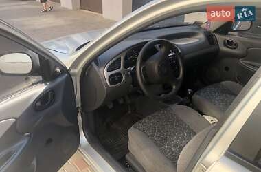 Седан Daewoo Lanos 2010 в 