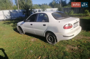 Седан Daewoo Lanos 2001 в 