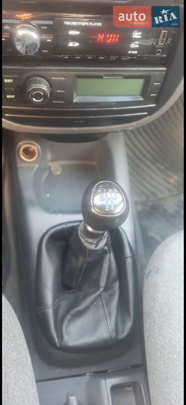 Седан Daewoo Lanos 2006 в Києві