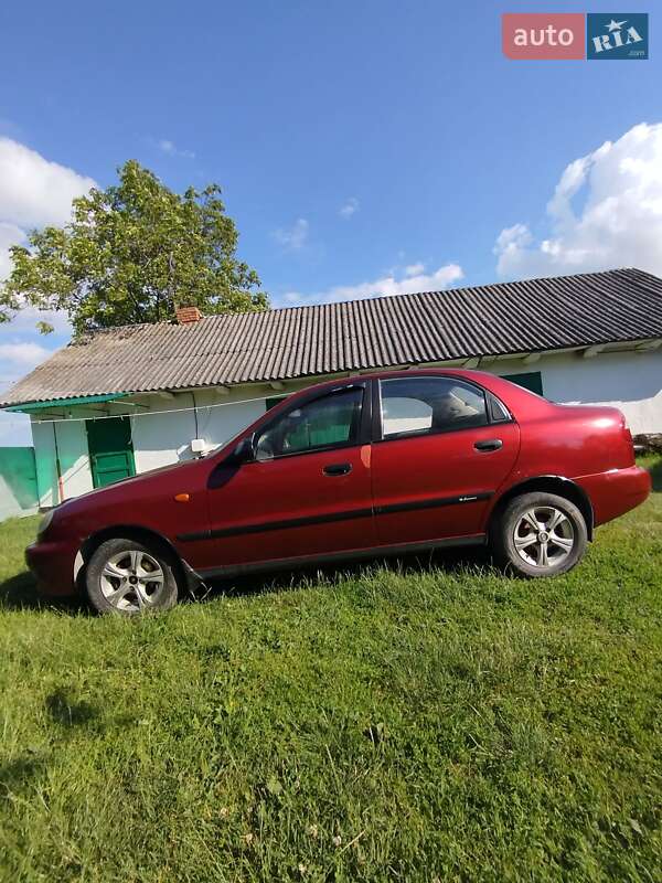 Седан Daewoo Lanos 2007 в Радивилове