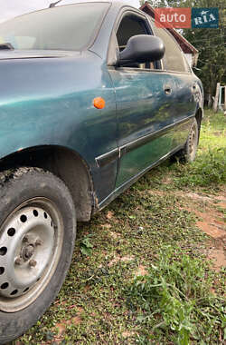 Седан Daewoo Lanos 2004 в 