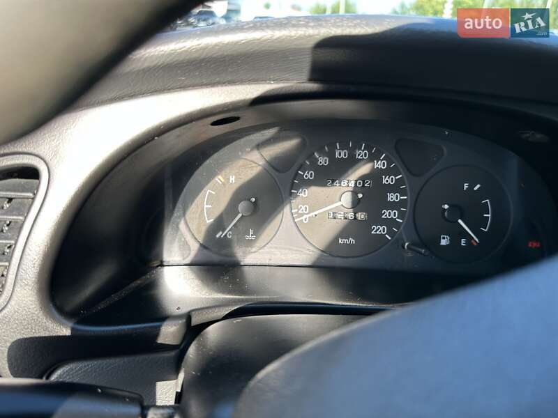 Седан Daewoo Lanos 2008 в Дніпрі