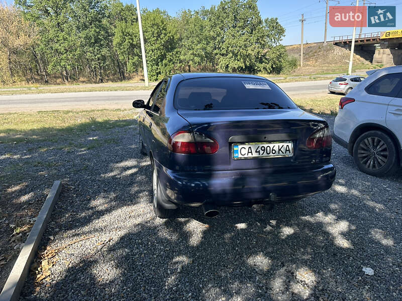 Седан Daewoo Lanos 2004 в Вознесенську