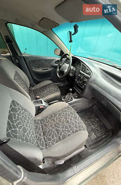 Седан Daewoo Lanos 2003 в 